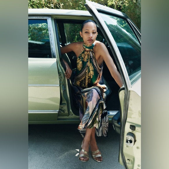 ZARA ~ COLLECTION PRINTED HALTER DRESS - Picture 3 of 12